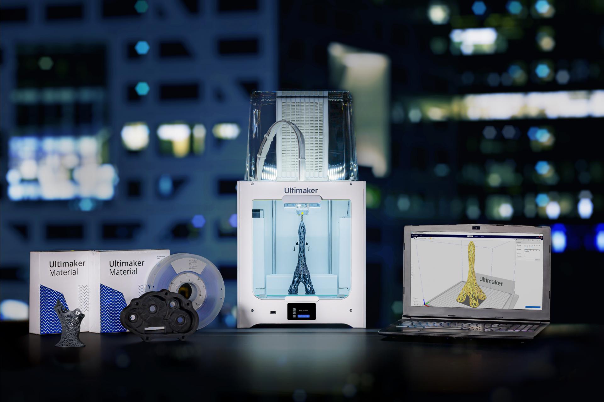 Ești entry level în fabricarea aditivată? Ultimaker 2+ Connect s-a lansat și te ajută să demarezi printarea 3D! 